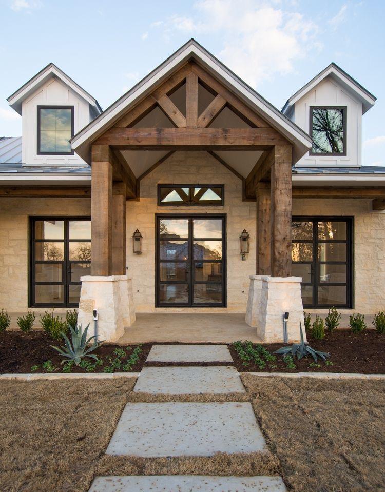  Get Wooden Columns for the Entryway