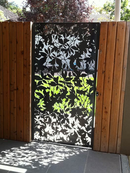  Etched Garden Fence Door